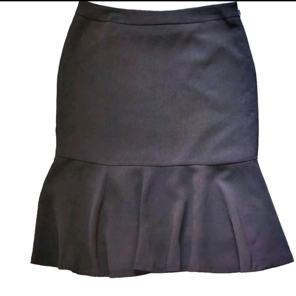 Kasper separates fitted flounce hem skirt Size 6 Color black - Picture 1 of 12